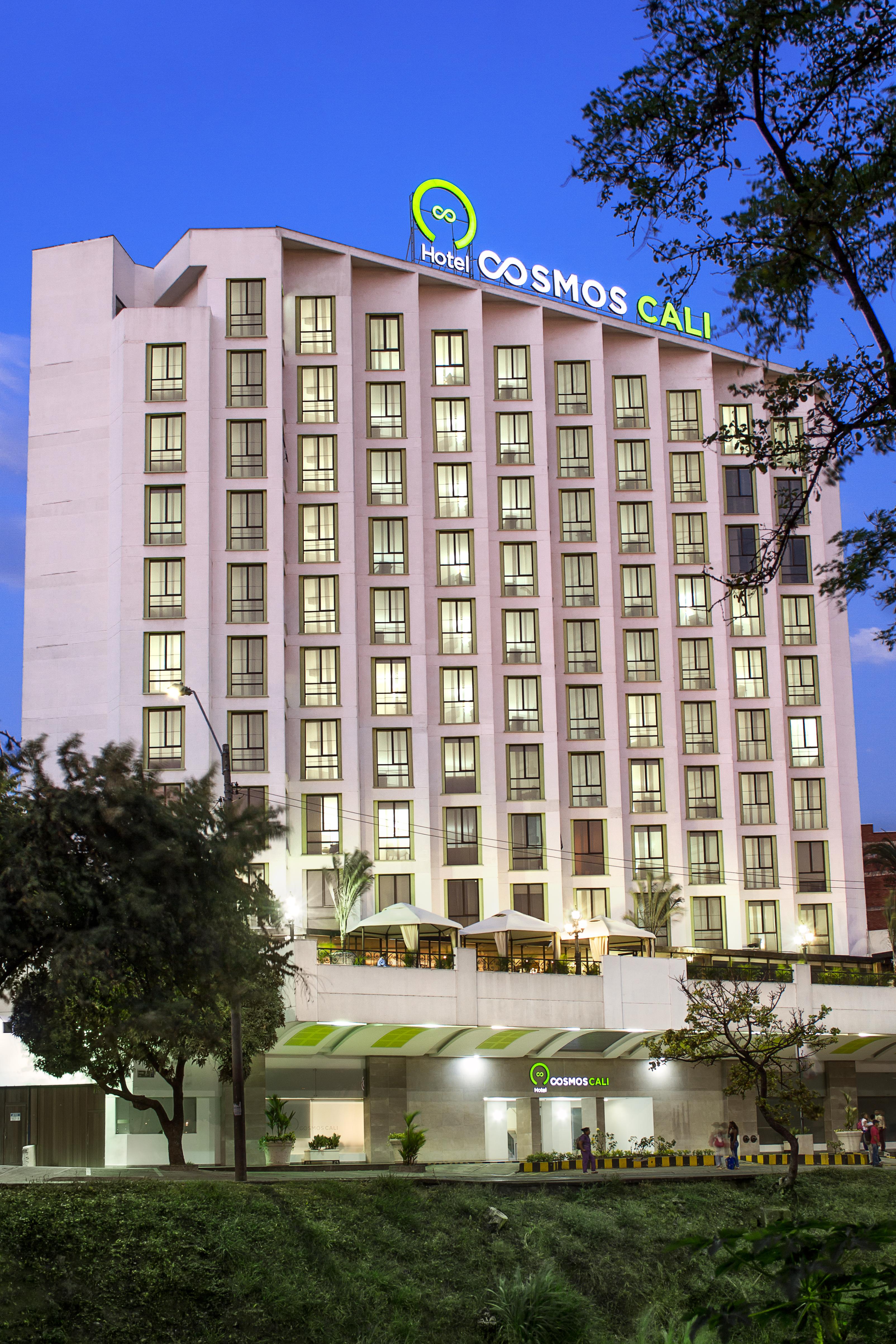 Hotel Cosmos Калі Екстер'єр фото